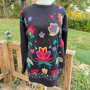 Vintage Carole Little Oversized Sweater flowers Embroidered Unique large